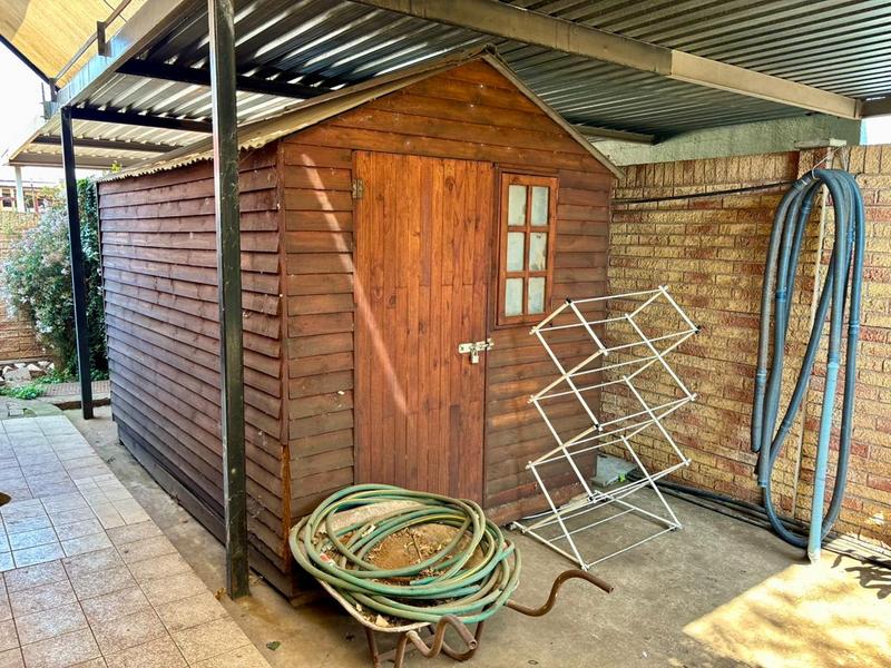 4 Bedroom Property for Sale in Dan Pienaar Free State